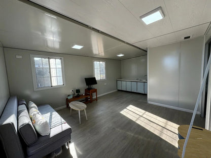 Expandable UK Container Villa – Durable Mobile Outdoor Living & Accommodation