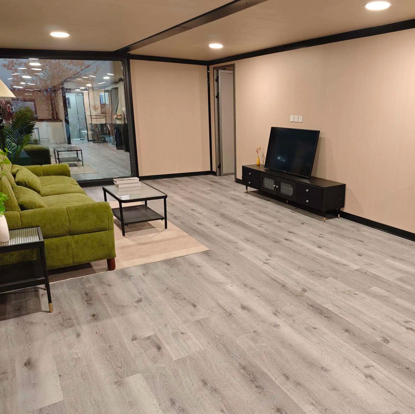 Mobile Living Container House – Eco-Friendly, Durable & Versatile